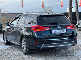 Toyota Auris foto 5