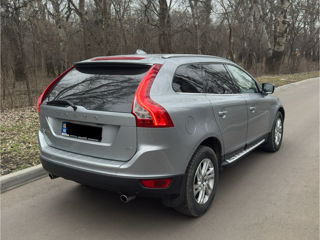 Volvo XC60 foto 4