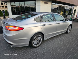 Ford Fusion foto 6