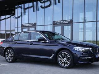 BMW 5 Series foto 2