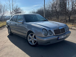 Mercedes E-Class