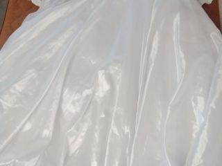 Vand set rochie de mireasa (top, fusta, jupon) foto 0