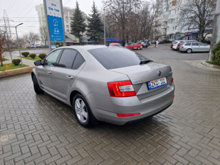 Skoda Octavia foto 2