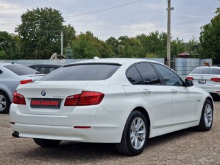 BMW 5 Series foto 6