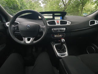 Renault Grand Scenic foto 7