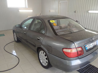 Nissan Almera foto 7