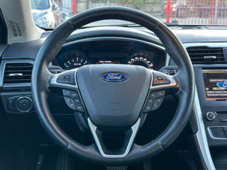 Ford Mondeo foto 12