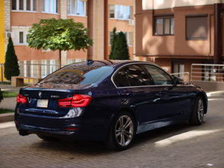 BMW 3 Series foto 4