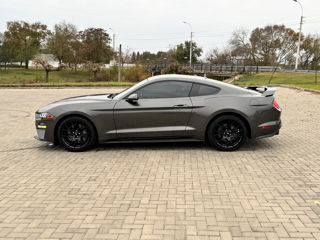 Ford Mustang foto 8