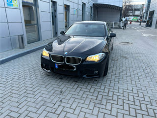 BMW 5 Series foto 4