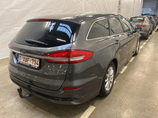 Ford Mondeo foto 4