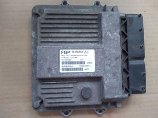 Calculator motor Opel Corsa C 1.3Cdti 55196352ZJ foto 1