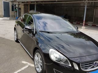 Volvo S60 foto 4