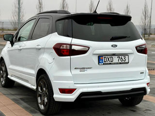 Ford EcoSport foto 3