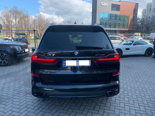 BMW X7 foto 4