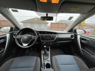 Toyota Auris foto 3