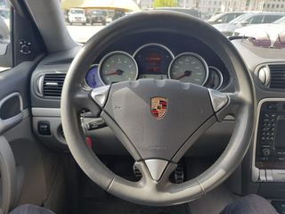 Porsche Cayenne foto 11
