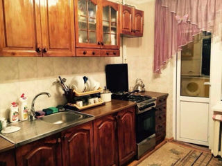 Apartament cu 3 camere, 74 m², Buiucani, Chișinău foto 7