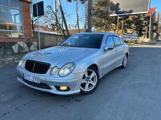 Mercedes E-Class foto 3