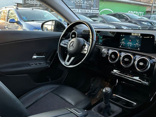 Mercedes CLA foto 16