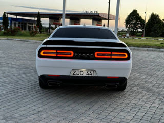 Dodge Challenger foto 5