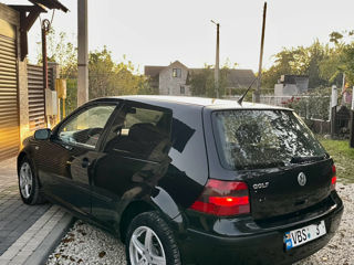 Volkswagen Golf foto 4