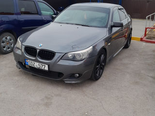 BMW 5 Series foto 5