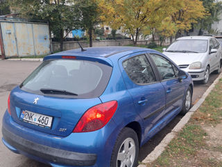 Peugeot 207 foto 7