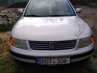 Volkswagen Passat foto 1