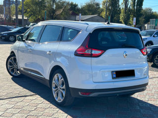 Renault Grand Scenic foto 3