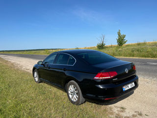 Volkswagen Passat foto 2