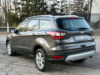 Ford Kuga foto 3