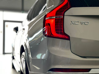 Volvo XC90 foto 9