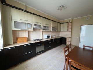 Apartament cu 2 camere, 94 m², Râșcani, Chișinău