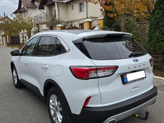 Ford Kuga foto 4