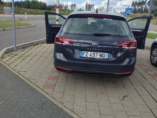 Volkswagen Passat foto 8