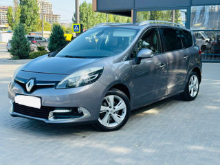 Renault Grand Scenic foto 1