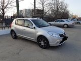 Dacia Sandero foto 2