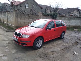 Skoda Fabia foto 1