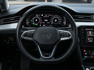 Volkswagen Passat foto 12