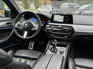 BMW 5 Series foto 5