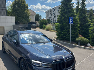 BMW 7 Series foto 2