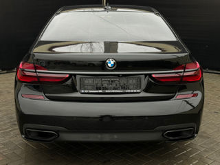 BMW 7 Series foto 5