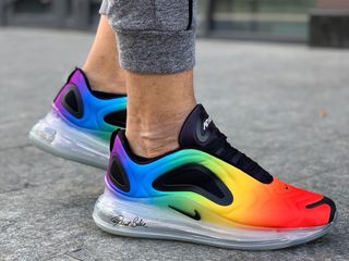 Nike Air Max 720 Rainbow foto 2