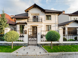 Casa De Lux or. Chisinau (Zona privata )