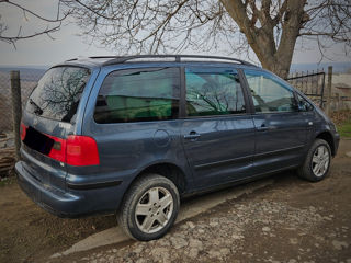 Volkswagen Sharan foto 8