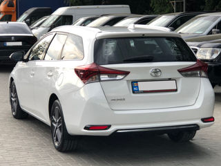 Toyota Auris foto 5