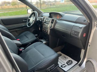 Nissan X-Trail foto 18