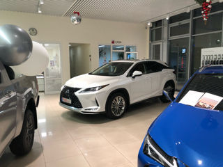 Lexus RX Series