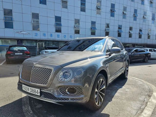 Bentley Bentayga foto 2